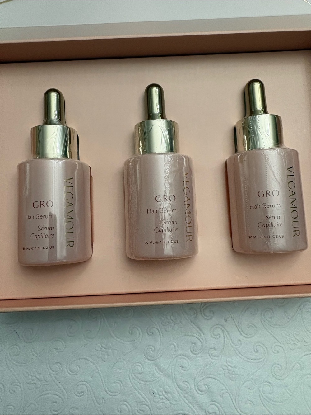 Vegamour GRO Serum